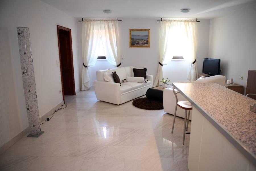 Apartments Filip & Viktoria In The Center Of Trogir Zewnętrze zdjęcie
